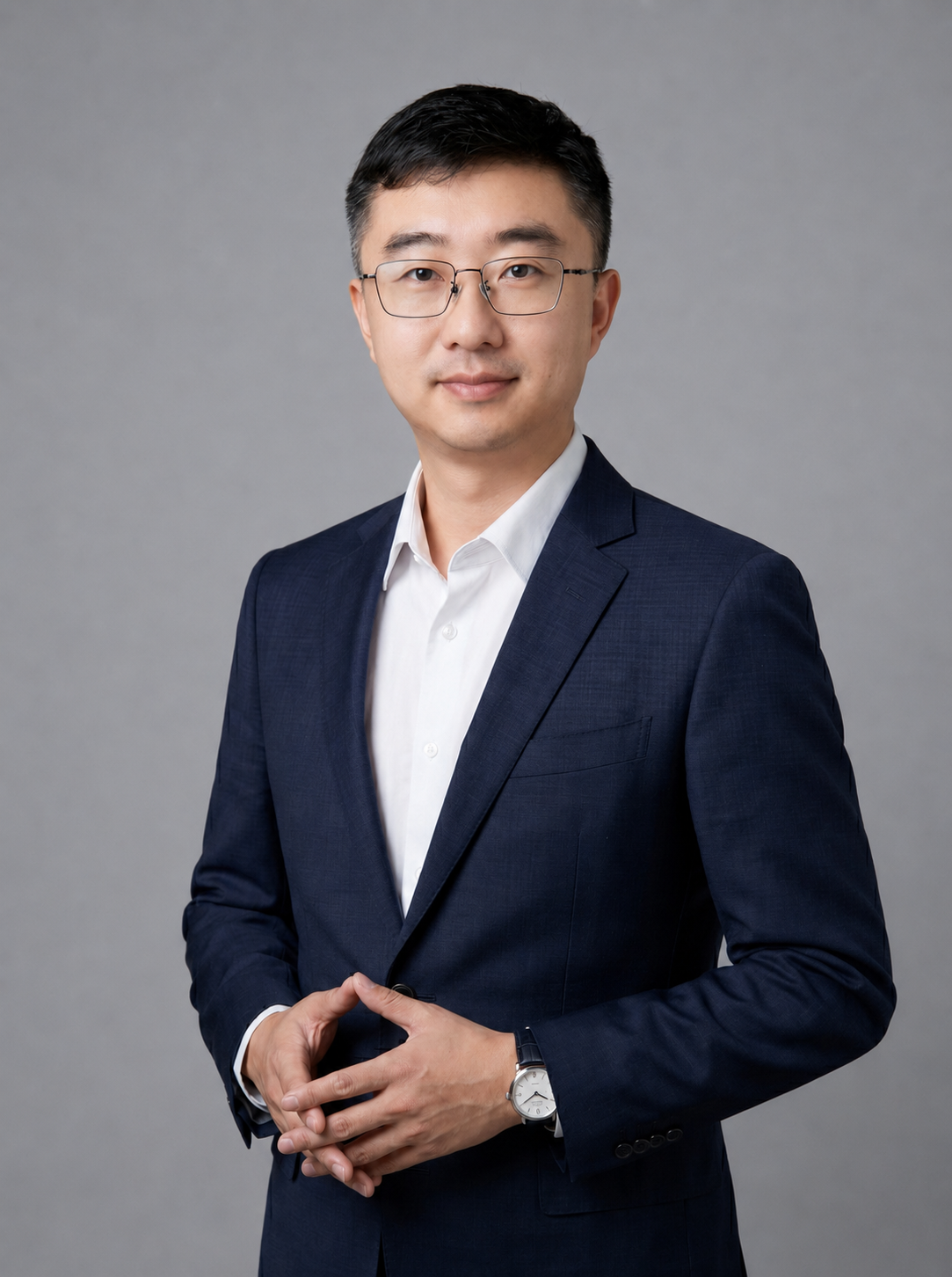 创办人李旭亮工作照占位